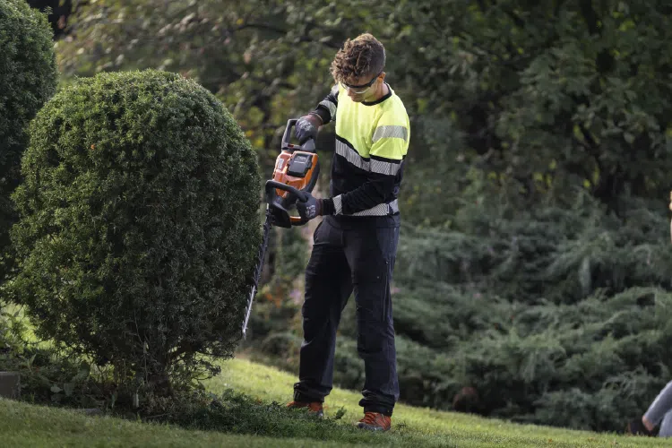 Husqvarna: innovación que impulsa la jardinería profesional